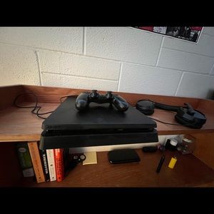 Playstation 4 w/ headset